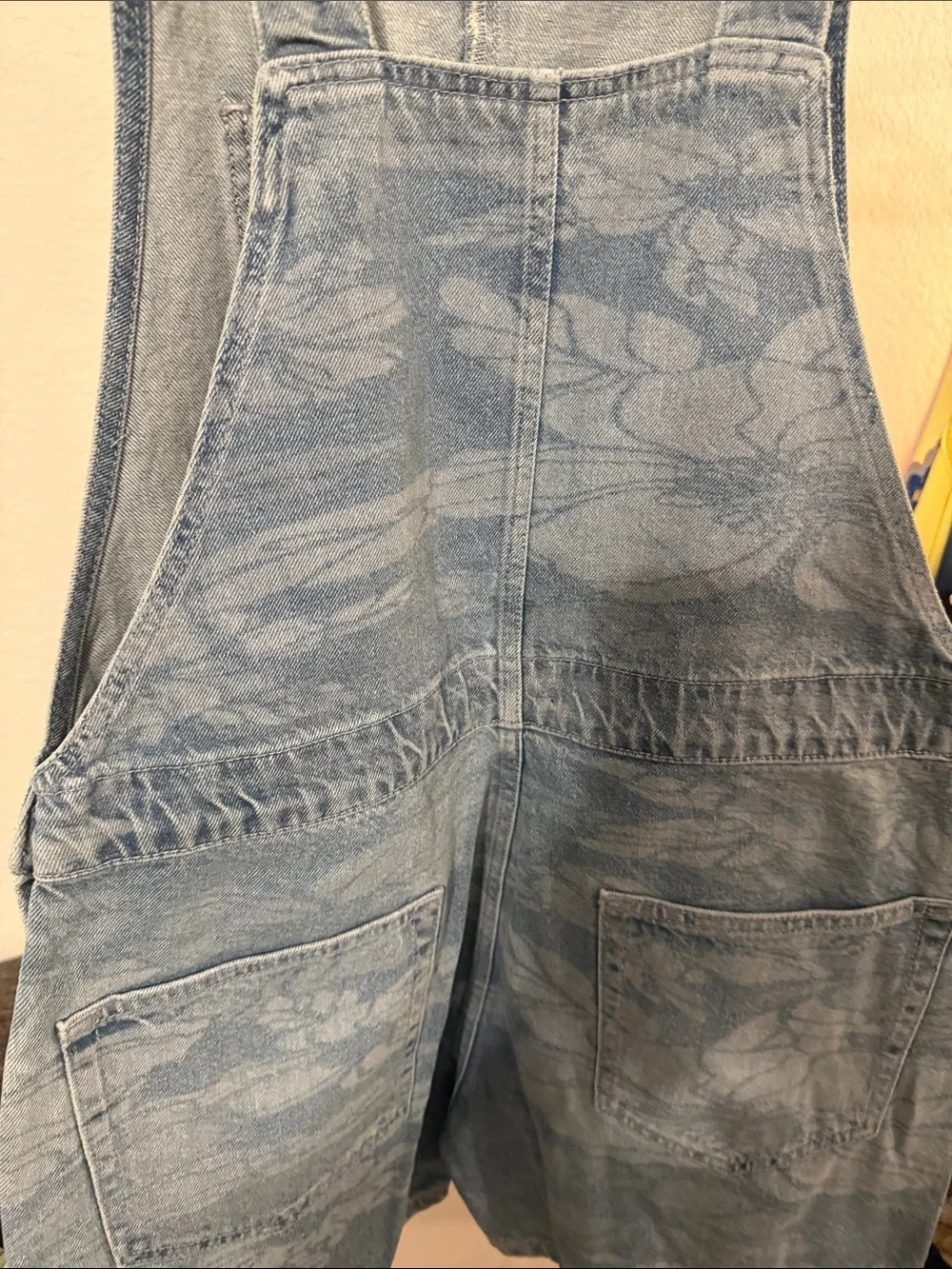 Nasty Gal Collection Light Wash Denim Short Overalls #125 - Picture 3 of 3